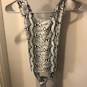 Medium Discovery crop top